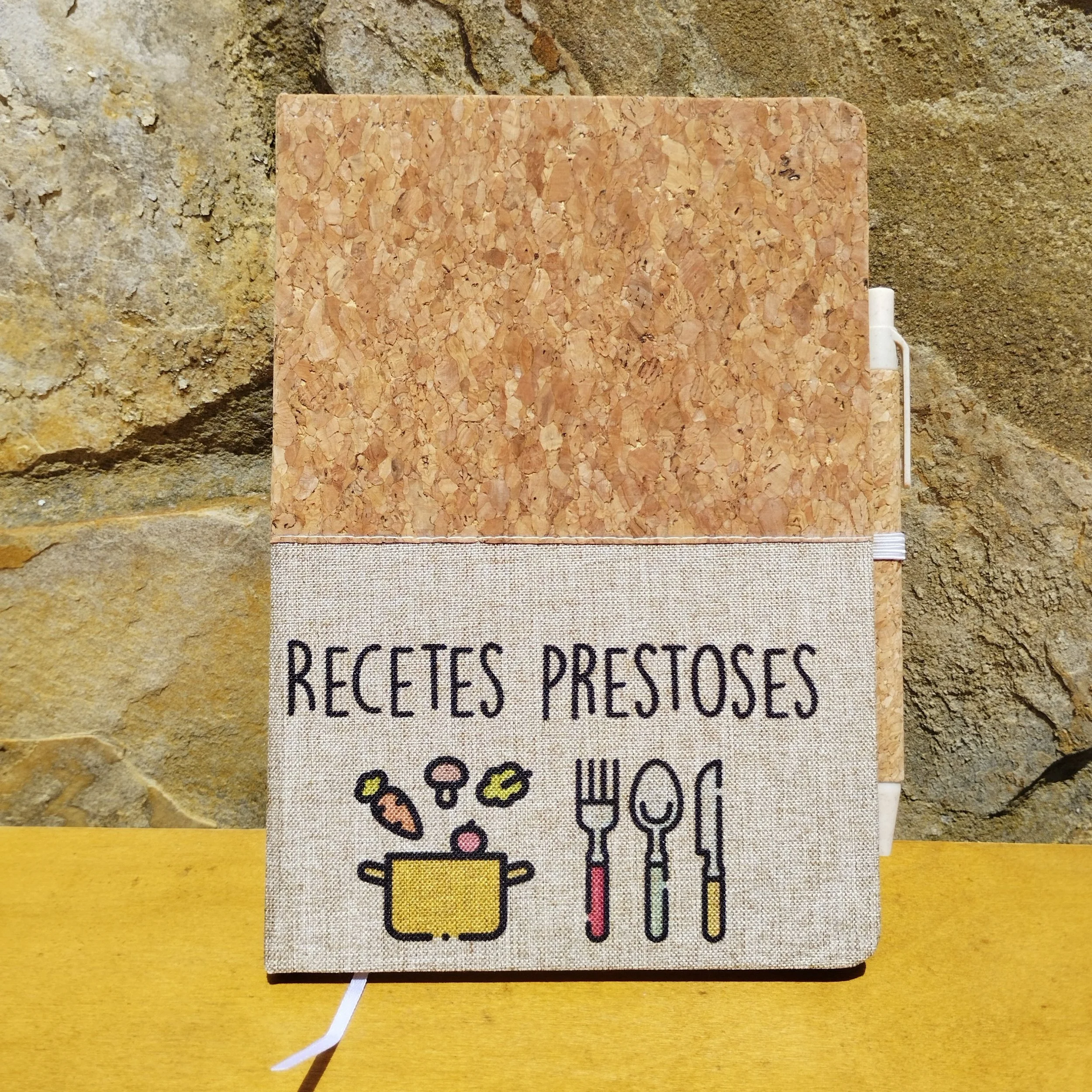 Recetario de tela y corcho – Tiza y Peonza